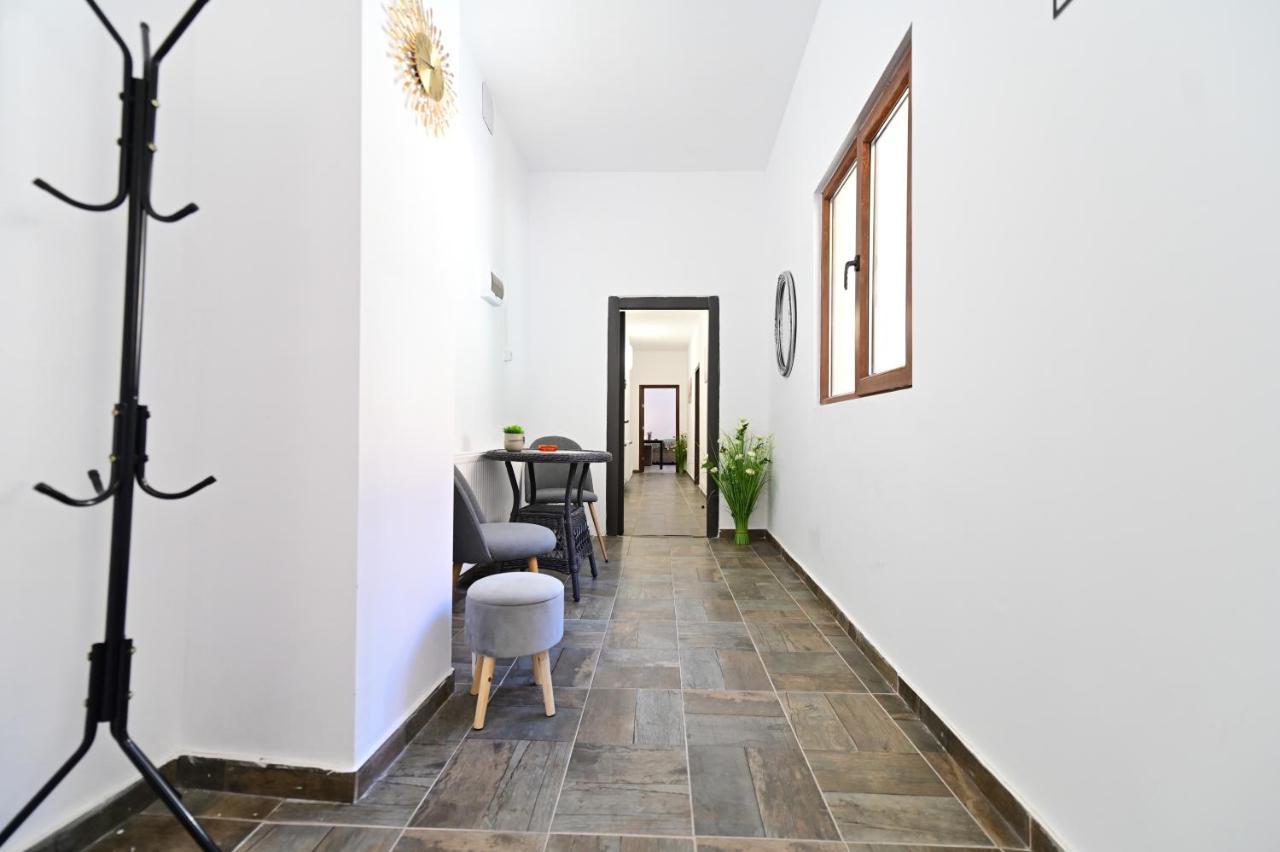 סיביו A&N Central Apartment מראה חיצוני תמונה